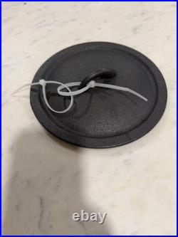 Witchy! Smith & Clark Ironworks Cast Iron Pre-Seasoned 4 Qt Pot with Lid Black