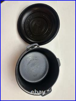 Wriswold #8 Dutch Oven Cast Iron
